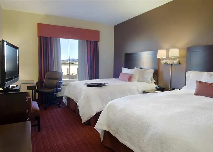 Hampton & North/happy Valley Hotel 3*