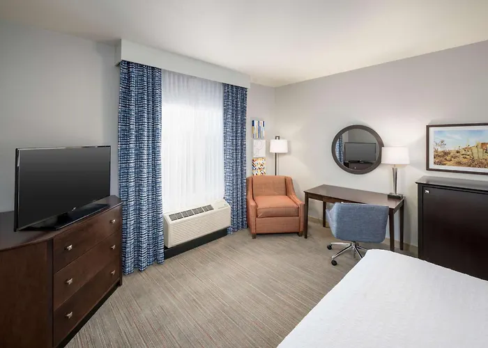 Hampton & North/happy Valley Hotel 3*