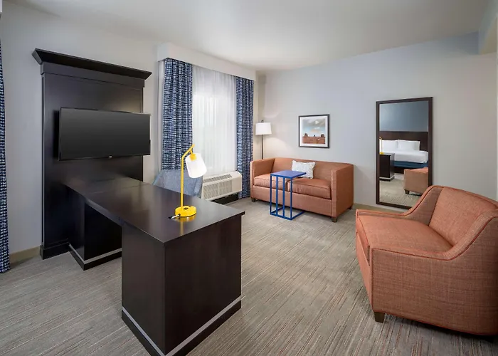 Hampton & North/happy Valley 3* Phoenix