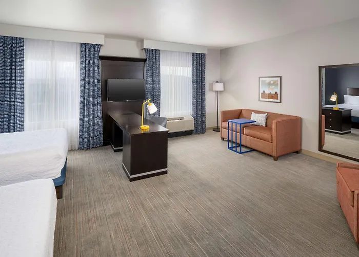 Hotel Hampton & North/happy Valley
