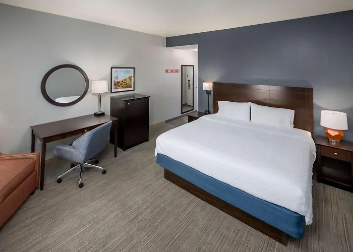 Hampton & North/happy Valley Hotel Phoenix