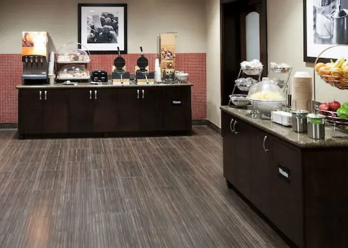 Hampton & North/happy Valley Hotel 3*